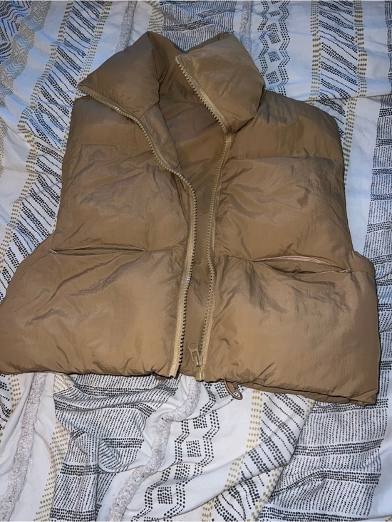 Amazon Jackets & Blazers - Amazon cropped vest. Medium. Worn twice.